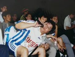 狂欢过后,伯恩利派对,惊现沃克醉,乐鱼体育,LeYu,Sports,乐鱼体育官网,乐鱼体育官网,乐鱼体育下载,乐鱼体育APP